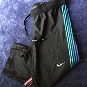 NIKE Dri fit capris